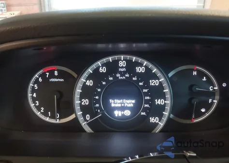 2016 Honda Accord Touring z USA, uszkodzony, nr VIN 1HGCR3F95GA032197